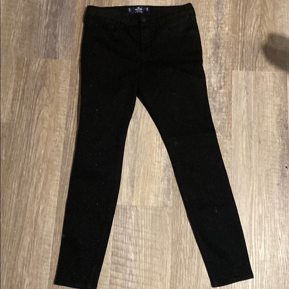 Hollister Mid-Rise Super Skinny black Jegging